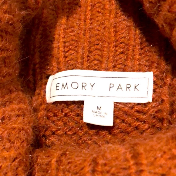 burnt orange sweater - Picture 2 of 2